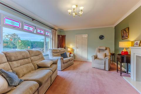 4 bedroom house for sale, Broadway Road, Evesham