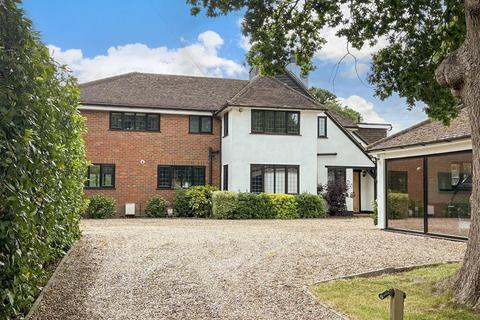 5 bedroom detached house for sale, Reigate Road, Hookwood, Horley, Surrey