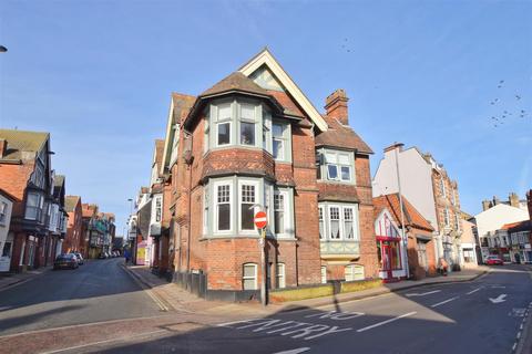 2, Mount Street, Cromer