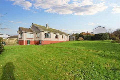 4 bedroom detached bungalow for sale, West Park, Redruth