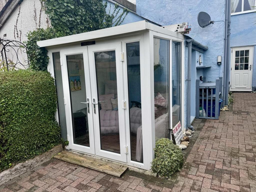 Attached Conservatory