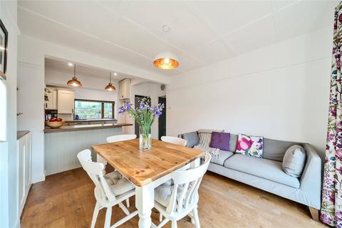 5 Waters Road, Marsden, Huddersfield, HD7 6NG
