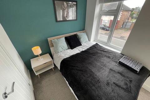 1 bedroom in a house share to rent, Rm 1, Priory Road, Peterborough, PE3 9ED