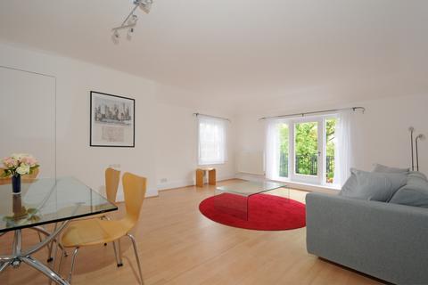 2 bedroom flat to rent, Elsworthy Road Primrose Hill NW3