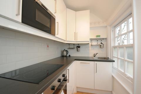 2 bedroom flat to rent, Elsworthy Road Primrose Hill NW3