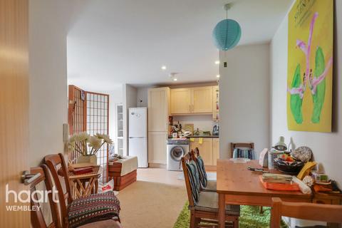 2 bedroom flat for sale, Kensal Green