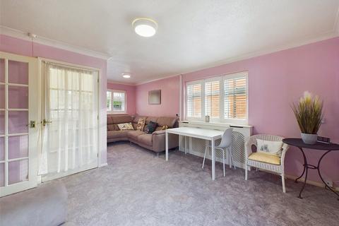 2 bedroom bungalow for sale, Welland Court, Welland Lodge Road, Cheltenham, Gloucestershire, GL52