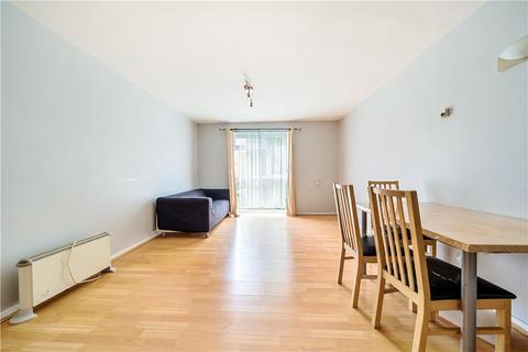 2 bedroom apartment for sale, Elizabeth Gardens, Stanmore, Middlesex