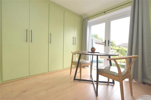 3 Barnard Way, Leeds, LS15 8UX