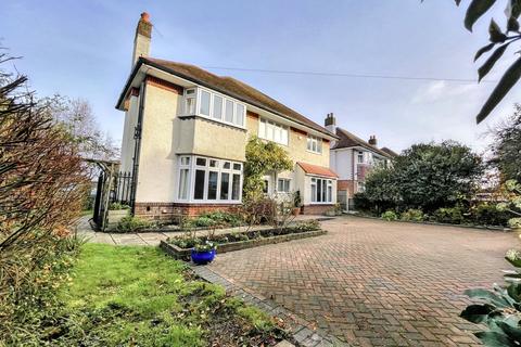 4 bedroom detached house for sale, Boscombe East