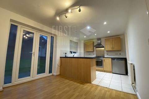 3 bedroom detached house to rent, The Pastures, Leicester LE2