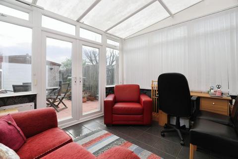 2 bedroom end of terrace house for sale, Waterman Court, York