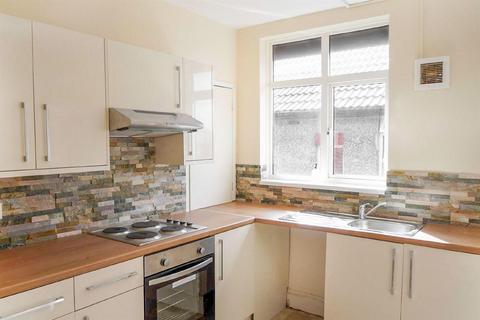 2 bedroom flat to rent, Guelder Road, Newcastle Upon Tyne