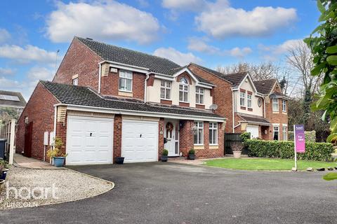 4 bedroom detached house for sale, Westcroft Drive, Saxilby, Lincoln