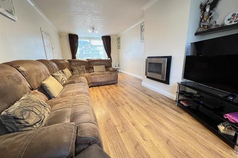 3 bedroom semi-detached house for sale, Peak House Road, Great Barr, Birmingham