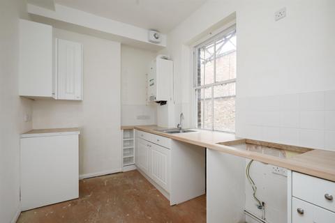 1 bedroom flat for sale, New Kings Road, London