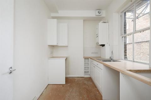 1 bedroom flat for sale, New Kings Road, London