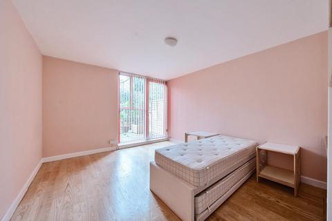 2 bedroom flat for sale, Haverstock Hill, Belsize Park