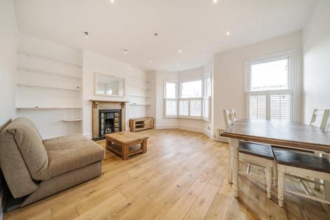 3 bedroom flat for sale, Earlsfield Road, Earlsfield