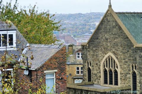 3 bedroom terraced house to rent, Warley Road, Sheffield, S2 1UE