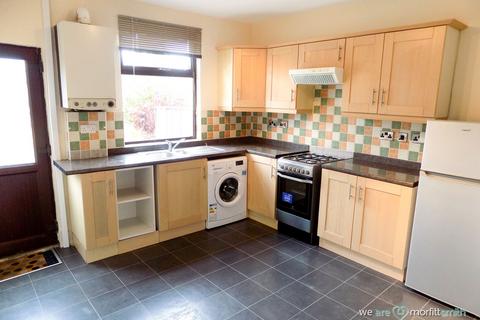 3 bedroom terraced house to rent, Warley Road, Sheffield, S2 1UE