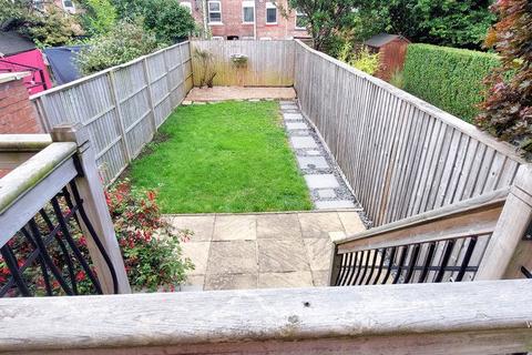 3 bedroom terraced house to rent, Warley Road, Sheffield, S2 1UE