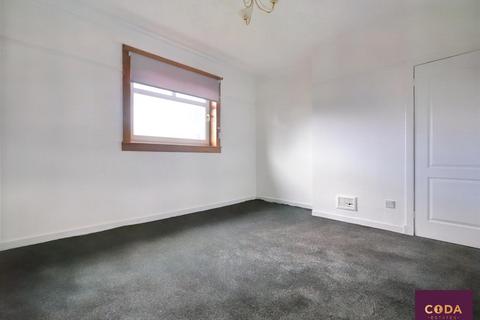 2 bedroom flat to rent, Crosshill Avenue, Kirkintilloch, Glasgow