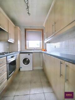 2 bedroom flat to rent, Crosshill Avenue, Kirkintilloch, Glasgow