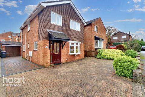 3 bedroom detached house for sale, Larch Close, Pontypool