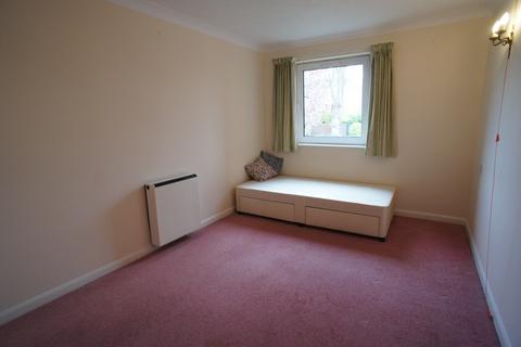 1 bedroom retirement property for sale, Farnham Close, London N20