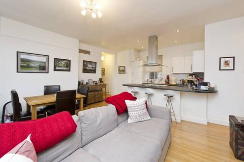 2 bedroom apartment to rent, London SW3