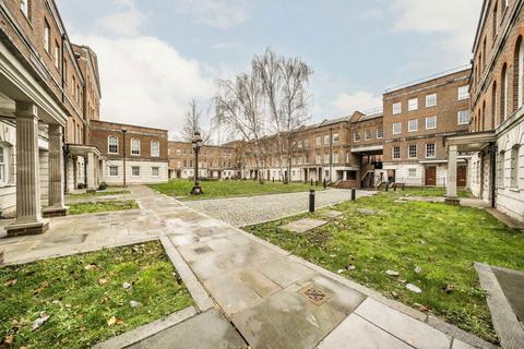 2 bedroom flat to rent, The Highway, London E1W