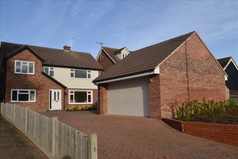 4 bedroom detached house for sale, Springfield Road, Chelmsford