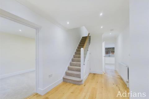 4 bedroom detached house for sale, Springfield Road, Chelmsford