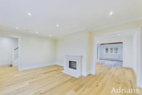 4 bedroom detached house for sale, Springfield Road, Chelmsford