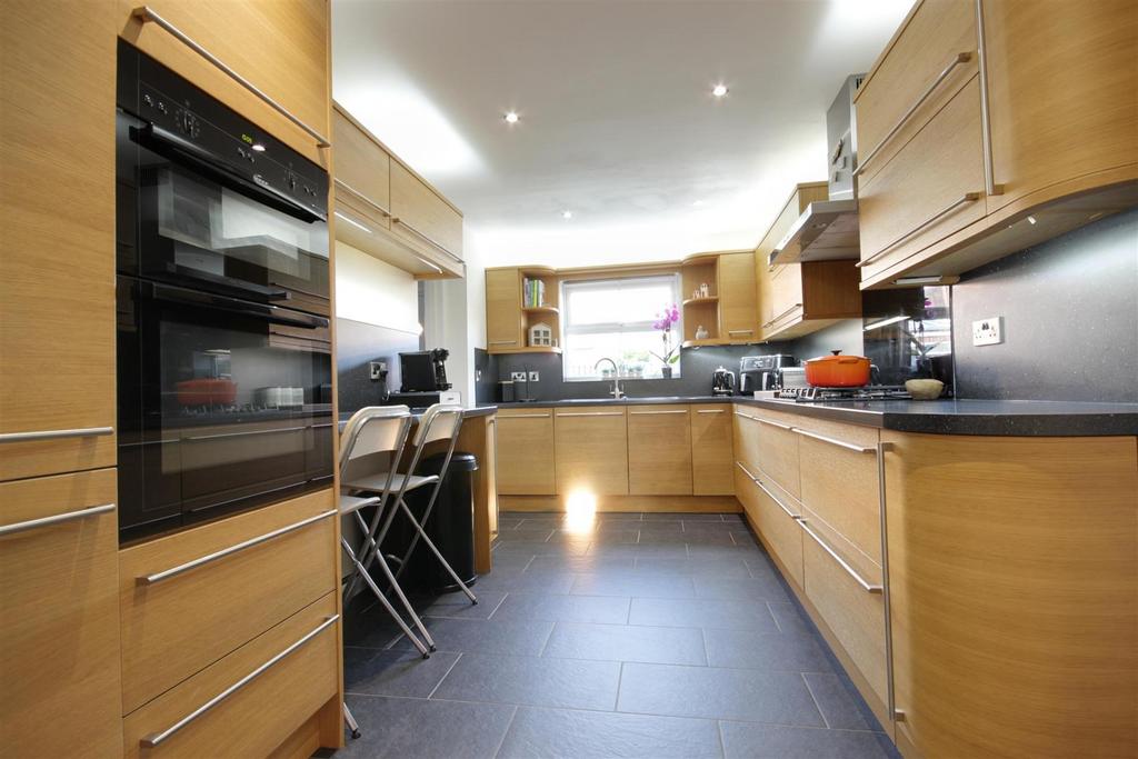 Breakfast kitchen