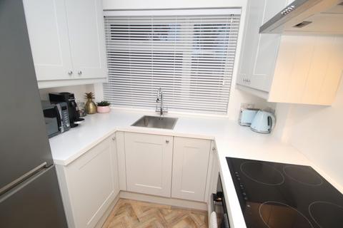 2 bedroom maisonette for sale, Shepperton Road, Petts Wood, BR5