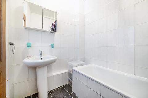 1 bedroom apartment for sale, Carlingford Road, London N15