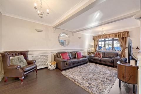 5 bedroom house for sale, British Legion Road, Chingford E4