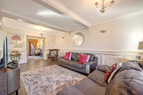 5 bedroom house for sale, British Legion Road, Chingford E4