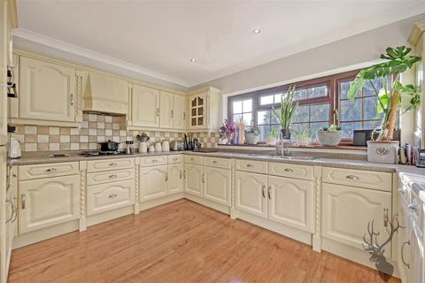 5 bedroom house for sale, British Legion Road, Chingford E4