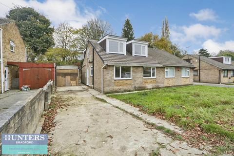 6 bedroom semi-detached bungalow for sale, Brisbane Avenue, Bolton, Bradford, West Yorkshire, BD2 1EH