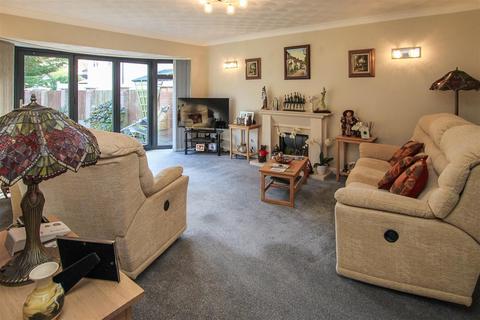 3 bedroom detached bungalow for sale, Jericho Place, Blackmore, Ingatestone