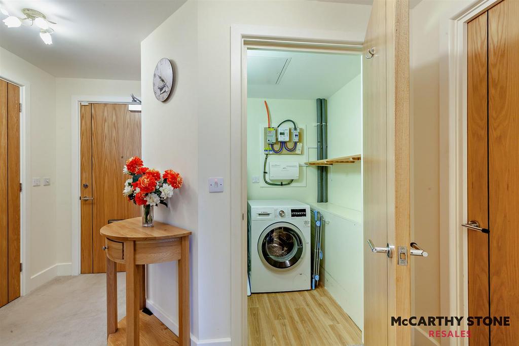 8623083-interior14-800.jpg