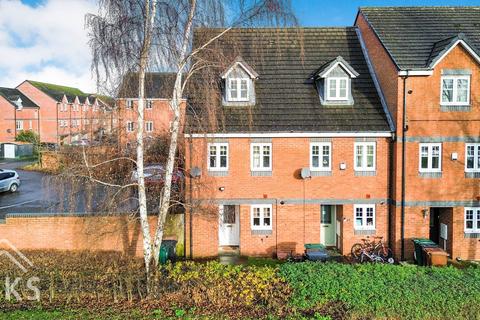 3 bedroom end of terrace house for sale, Avon Way, Derby DE65