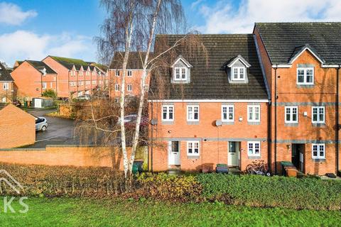90 Avon Way, Hilton, Derby, DE65 5NA