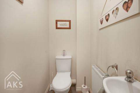 90 Avon Way, Hilton, Derby, DE65 5NA