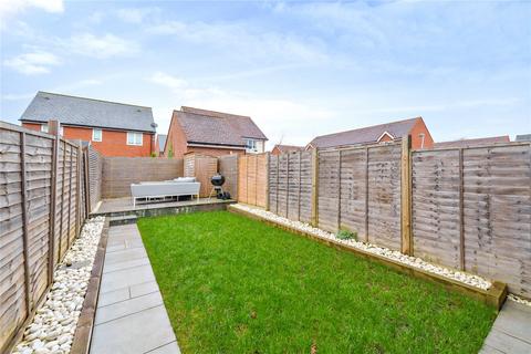 16 Elk Path, Three Mile Cross, Reading, RG7 1WE