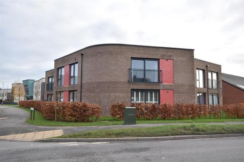 2 bedroom flat for sale, Hall Drive, Lord Hawke Way, Newark