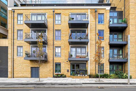 1 bedroom flat for sale, Wheatfield Way, Kingston Upon Thames, KT1